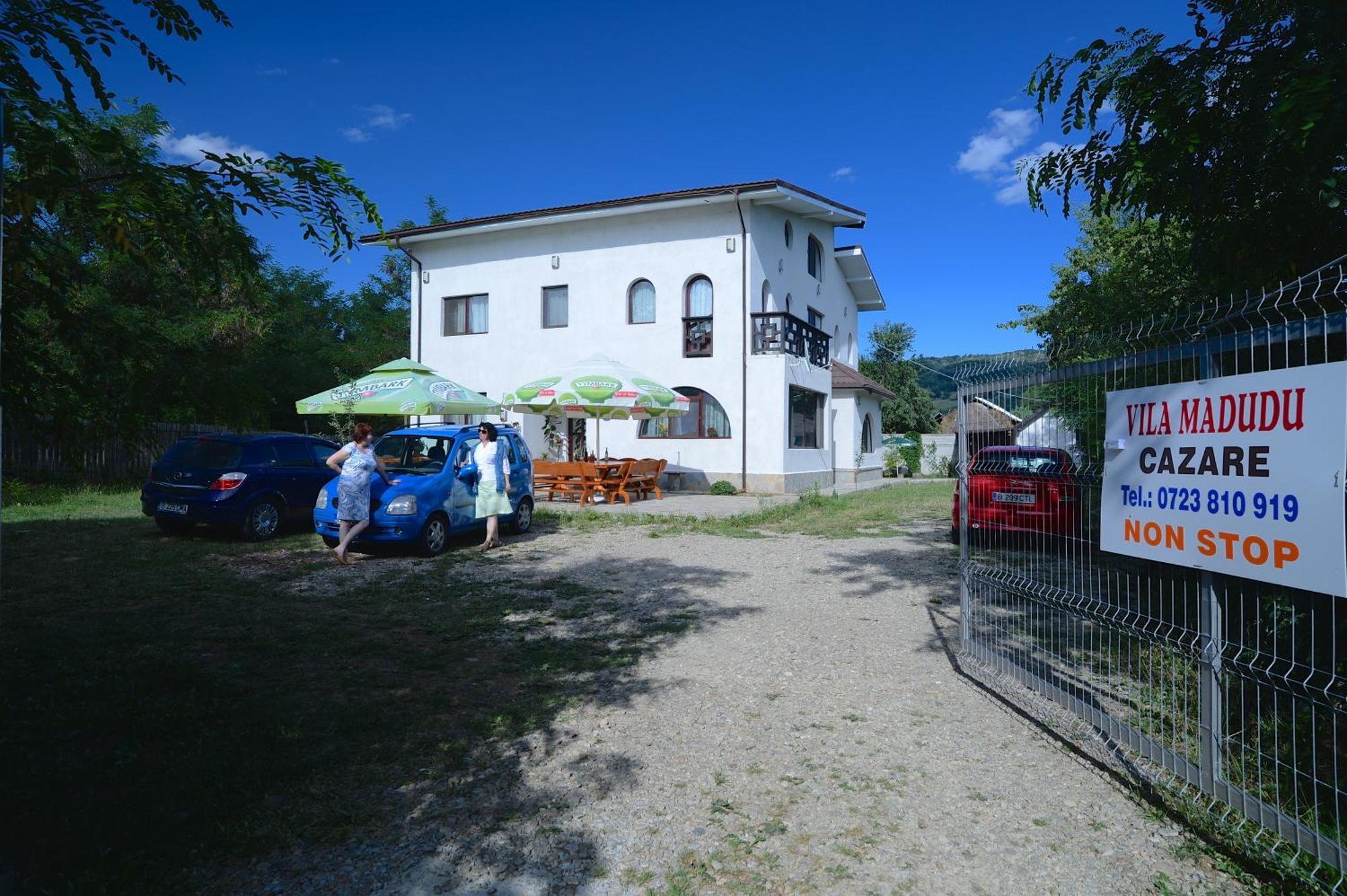 Vila Madudu Vălenii de Munte Dış mekan fotoğraf